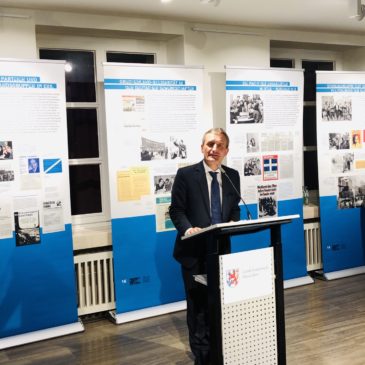 Ausstellungseröffnung       „Solidarität und Widerstand“ im Rathaus