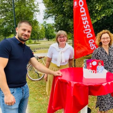 Infostand im Zoopark