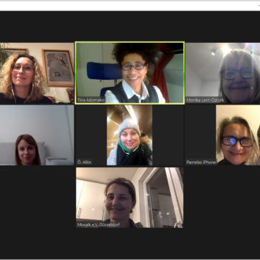 Frauenpower von Mosaikfrauen